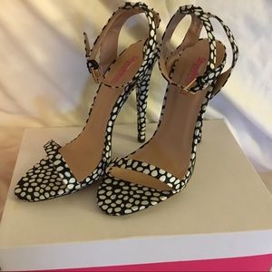 Just Fab Strappy Sandals